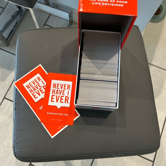 Never have I ever card game - Picture 2 of 2